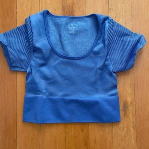 Scoop-neck crop top